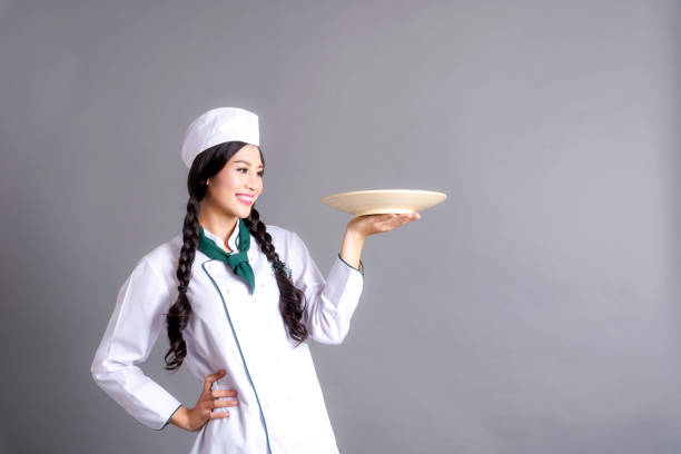 طباخة فلبينية قطر